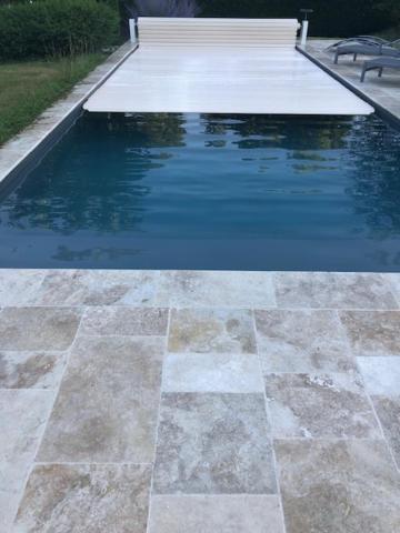 Agreable Chambre D Hote Avec Piscine Et Jacuzzi Thégra Exterior photo